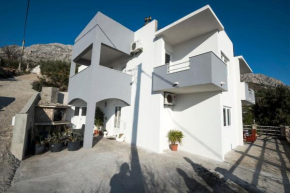 Apartments Mikas